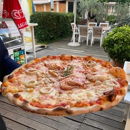 فندق Vela Restaurant غوليم